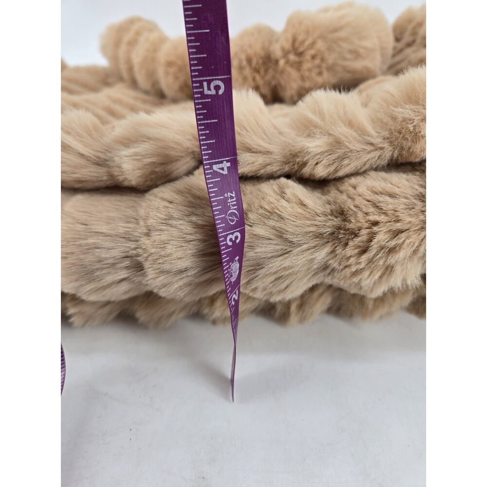 Minky Couture Blanket Annie Ripple Ecru Beige Faux Fur Large Tote Weekender Bag - Picture 10 of 11